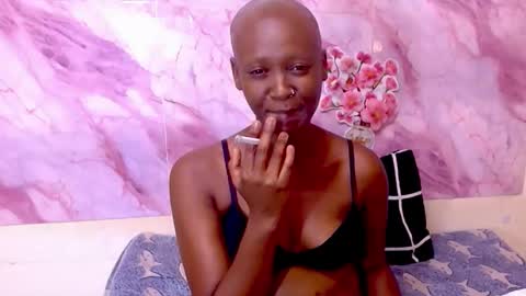 Cindy online show from December 2025 05:53:01 PM