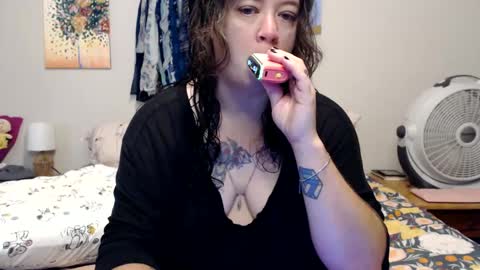 Weird Echo online show from September 2025 11:24:01 AM