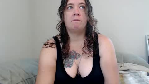 Weird Echo online show from October 2025 04:15:02 PM