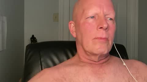 Snapshot of eddygl1968 chatting on January 2025 02:49:02 AM Eddy online show from January 2025 02:49:02 AM