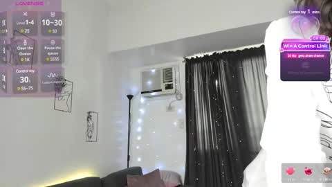 Snapshot of eden_heaven chatting on February 2025 07:44:01 AM Eden Heaven online show from February 2025 07:44:01 AM