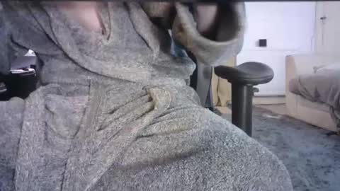 Snapshot of edged_biker chatting on December 2024 07:32:02 PM edged biker online show from December 2024 07:32:02 PM