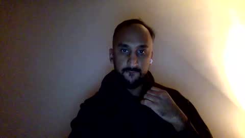 edgeuk1 online show from September 2025 08:53:02 PM