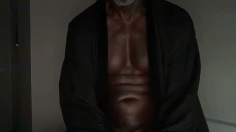 Dad online show from October 2025 05:30:01 PM