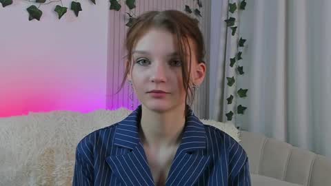 Lisa  online show from January 2025 11:34:02 PM