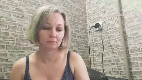 edithmanning online show from January 2025 11:01:01 AM