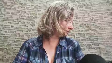 edithmanning online show from October 2025 07:16:01 AM