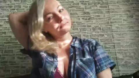 edithmanning online show from November 2025 07:09:01 AM