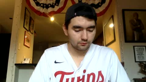 Snapshot of edmundfitz75 chatting on June 2026 01:30:02 AM EddieFitz75 online show from June 2026 01:30:02 AM