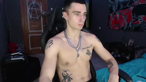 Eduar online show from October 2025 01:02:02 PM