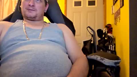 edwardaims_2please online show from November 2025 05:08:02 AM