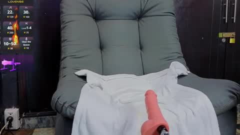 Snapshot of edwardross_ chatting on September 2025 09:53:01 PM Edward Ross online show from September 2025 09:53:01 PM