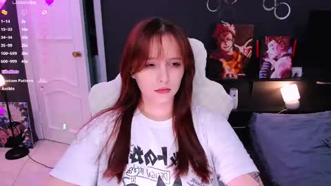 Snapshot of effie_lee chatting on May 2026 01:43:02 PM Effie online show from May 2026 01:43:02 PM