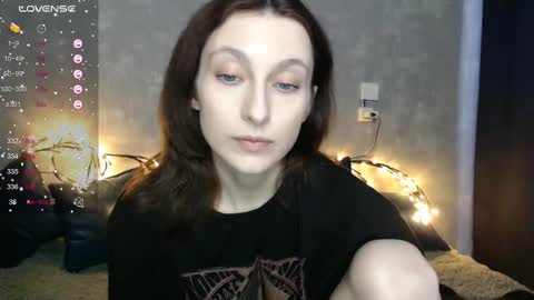 Snapshot of effy_gray chatting on February 2025 09:21:01 AM Anna online show from February 2025 09:21:01 AM