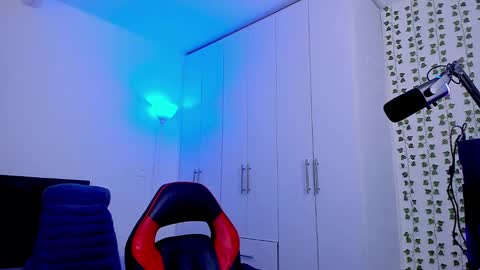 eiden_allenx1 online show from February 2025 06:43:02 AM