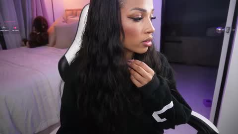 eimi   online show from October 2025 11:26:02 PM