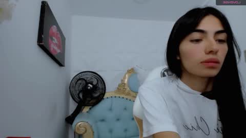 eimy online show from January 2026 12:31:01 PM