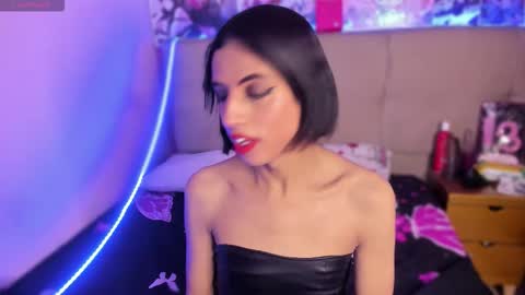 Eimyflorian online show from November 2025 12:04:02 PM