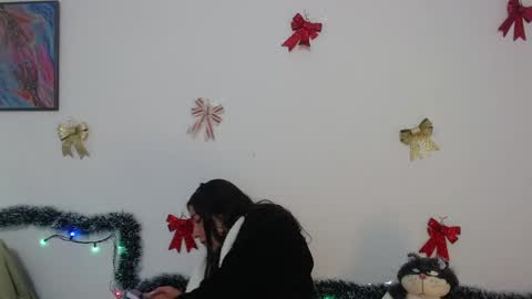 Snapshot of eimytatto_ chatting on December 2024 10:12:01 PM Carla online show from December 2024 10:12:01 PM