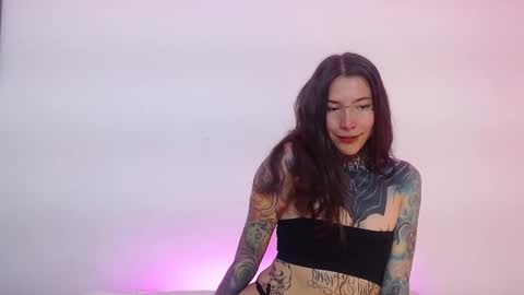 Snapshot of eimytatto_ chatting on January 2025 12:17:02 AM Carla online show from January 2025 12:17:02 AM