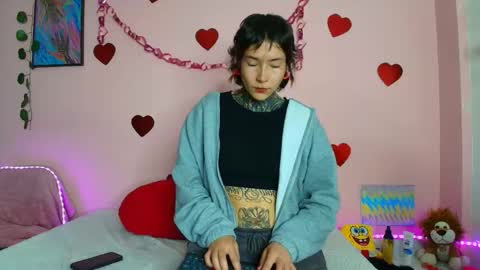 Snapshot of eimytatto_ chatting on September 2025 11:50:01 PM Carla online show from September 2025 11:50:01 PM