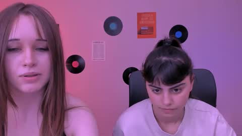 Snapshot of eira_mouse chatting on May 2026 08:53:01 AM Sweet Eira online show from May 2026 08:53:01 AM