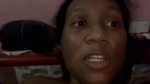 Eirondra Valeen online show from October 2025 11:50:04 PM