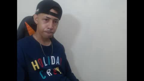 Snapshot of el_menor chatting on May 2026 06:41:02 AM Instagram BelowAbajo online show from May 2026 06:41:02 AM