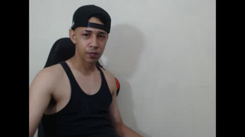 Snapshot of el_menor chatting on May 2026 03:48:01 AM Instagram BelowAbajo online show from May 2026 03:48:01 AM