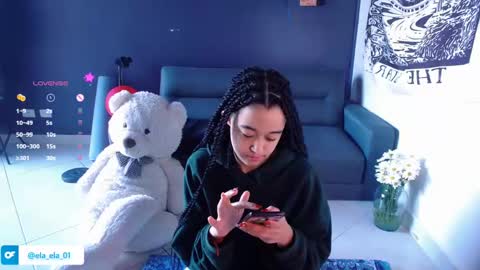 Ela  Help me reach 100 thumbs up online show from January 2025 08:15:01 PM