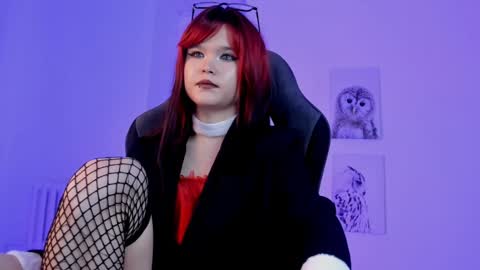 Snapshot of elainebeness chatting on December 2024 08:39:02 PM Your sweet girl online show from December 2024 08:39:02 PM