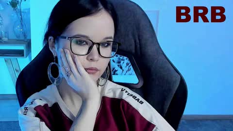 Snapshot of elainebeness chatting on March 2025 01:12:01 AM Your sweet girl online show from March 2025 01:12:01 AM