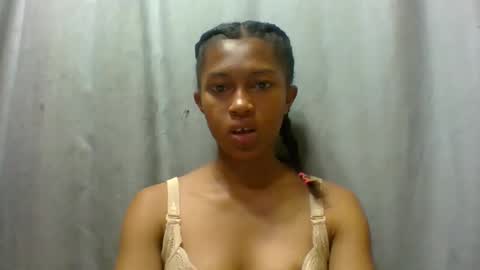 elaliealdy online show from September 2025 08:14:02 AM