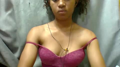 elaliealdy online show from October 2025 10:49:02 AM