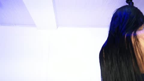 Elasummeer online show from January 2025 11:42:02 AM