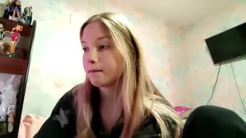 MIa online show from March 2026 08:54:02 AM