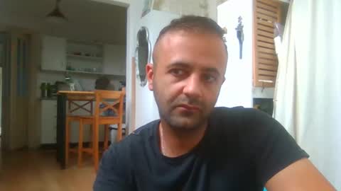 daniel18cmx online show from November 2025 01:59:01 AM