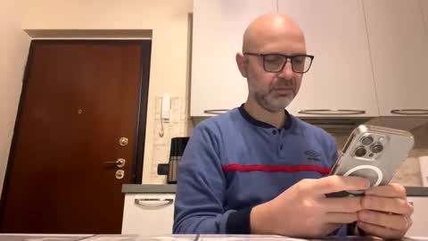 Eldiablo844 online show from November 2025 05:33:02 PM