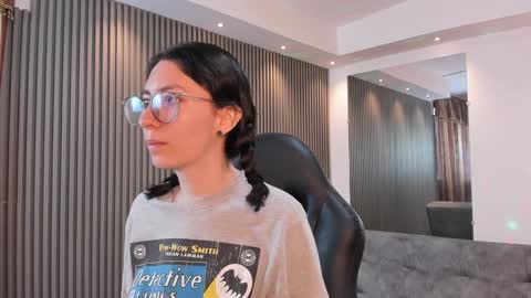 Snapshot of electraa_fox chatting on January 2025 12:07:02 PM Electra online show from January 2025 12:07:02 PM