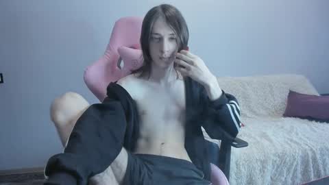 Snapshot of eleganc3 chatting on February 2026 07:35:02 AM eleganc3 online show from February 2026 07:35:02 AM