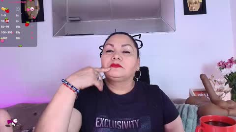 Snapshot of elenna_boobs_ chatting on October 2025 06:56:01 AM elenna_boobs_ online show from October 2025 06:56:01 AM