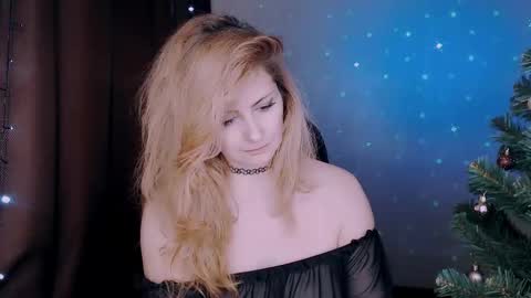 Snapshot of eleonorrres chatting on December 2024 08:38:02 AM Elli online show from December 2024 08:38:02 AM