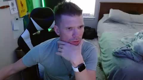 Walker online show from December 2025 05:41:02 PM