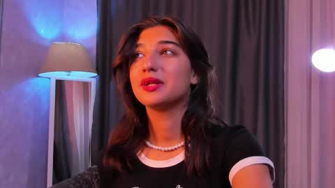 Elfy online show from September 2025 03:12:02 PM