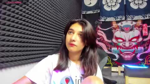 Elfy online show from October 2025 03:27:01 PM