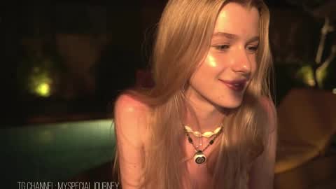 Snapshot of eli_journey chatting on May 2026 07:44:01 PM Eli online show from May 2026 07:44:01 PM