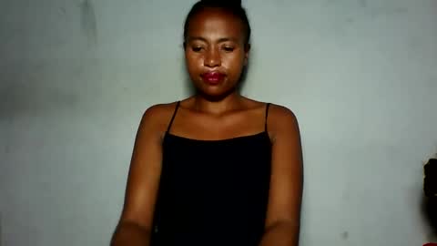 elia011 online show from January 2025 06:55:02 PM