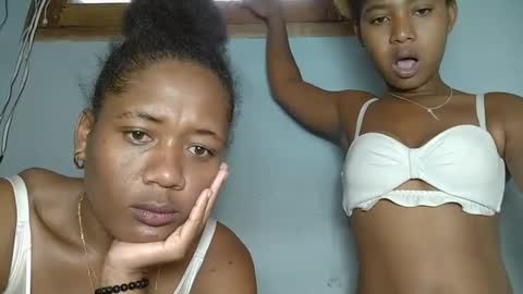 elia011 online show from February 2025 02:04:02 PM