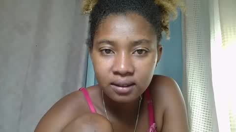 elia011 online show from February 2025 03:34:02 AM