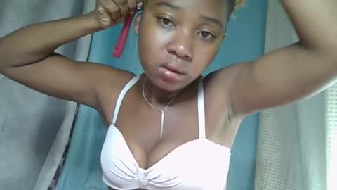 elia011 online show from February 2025 01:35:01 AM